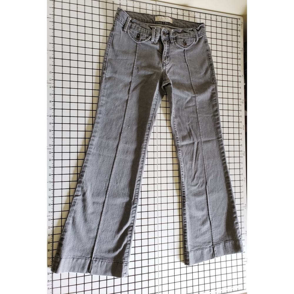 Grey classic rise Old Navy jeans